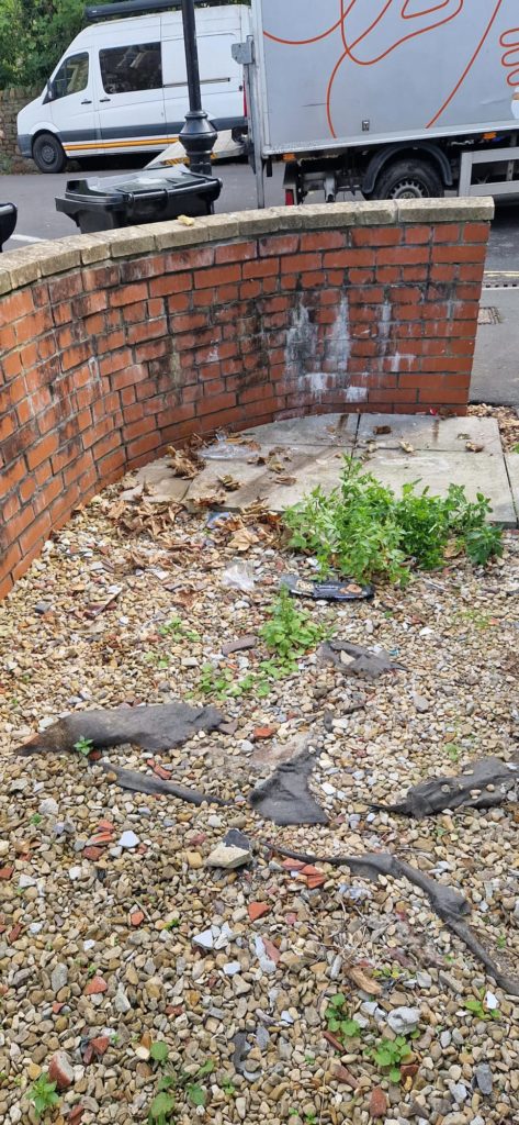 Garage clearance and rubbish removal Bristol Garage clearance and rubbish removal Bristol